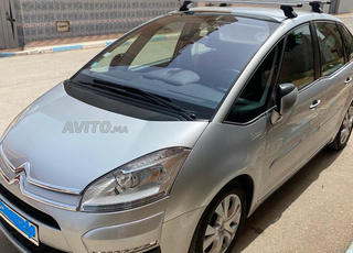Citroen C4 Picasso Diesel Manuelle 2012 à Oujda