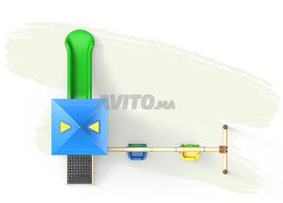 هيكل مع منزلق وأرجوحة