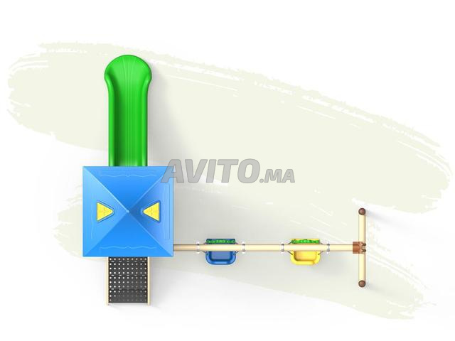 هيكل مع منزلق وأرجوحة