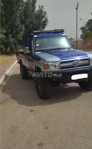 Toyota Land Cruiser occasion Essence Modèle 2015