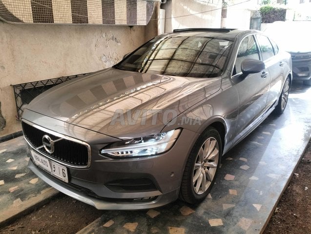 2019 Volvo S90