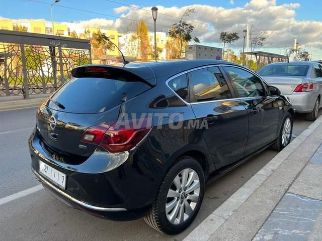 Opel Astra occasion Diesel Modèle 2015