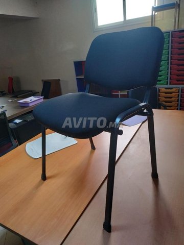 chaise                