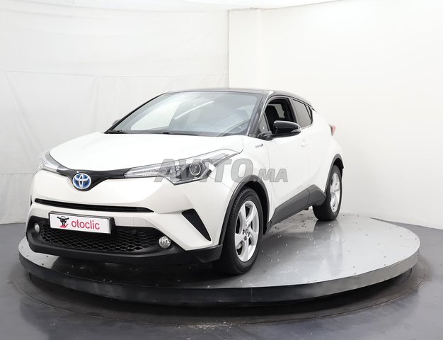 Toyota C-HR occasion Hybride Modèle 2018