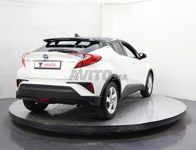 Toyota C-HR occasion Hybride Modèle 2018