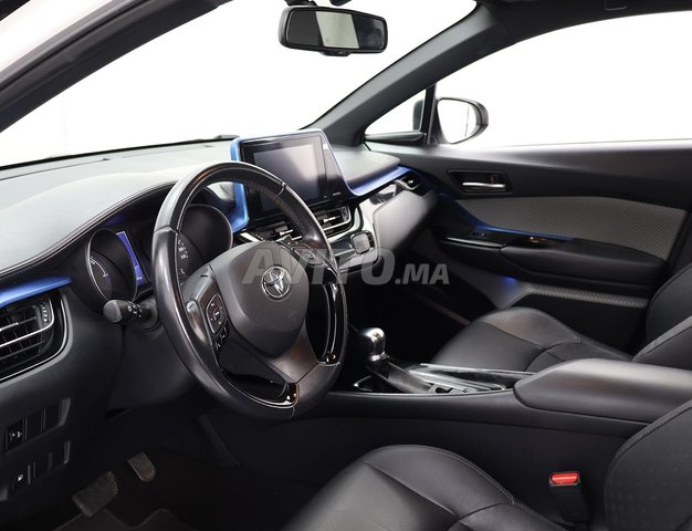 Toyota C-HR occasion Hybride Modèle 2018