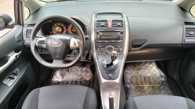 2012 Toyota Auris