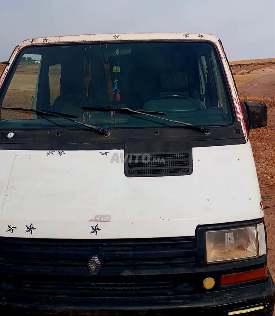 Renault trafic 7 cv pas cher à vendre | Avito Maroc | (10 Annonces)