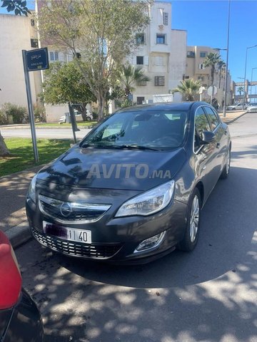 Opel Astra occasion Diesel Modèle 2012