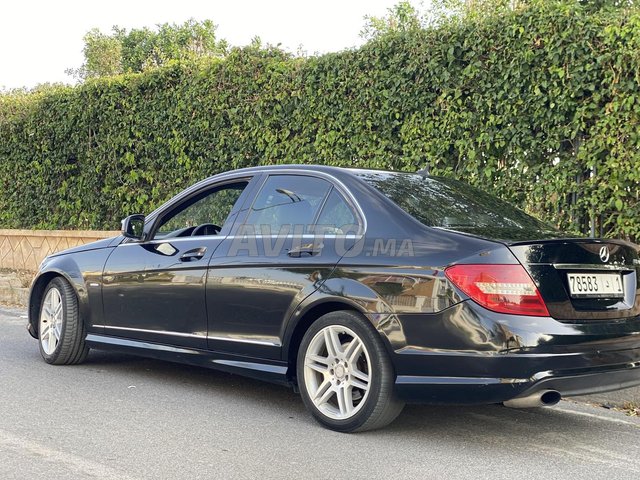 Mercedes-Benz 220 occasion Diesel Modèle 2007