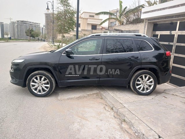 Jeep Cherokee occasion Diesel Modèle 2016