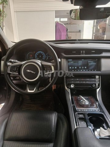 Jaguar XF occasion Diesel Modèle 2019