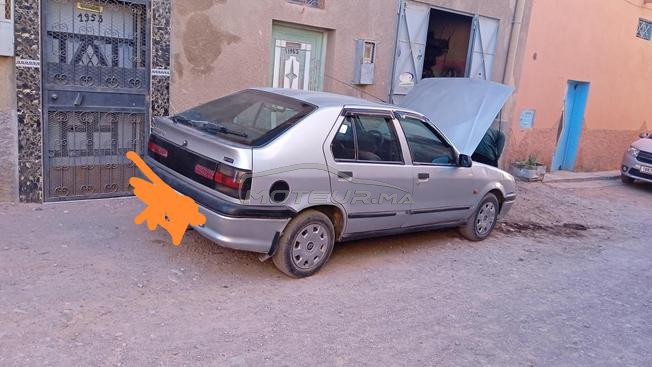 سيارة للبيع