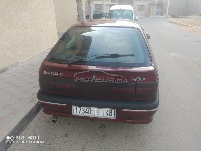 رونو 19 بنزين يدوي 1994 في العيون