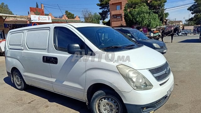 Hyundai H-1 occasion Diesel Modèle 2008