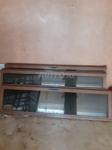 Fenêtres en inox et aluminium 