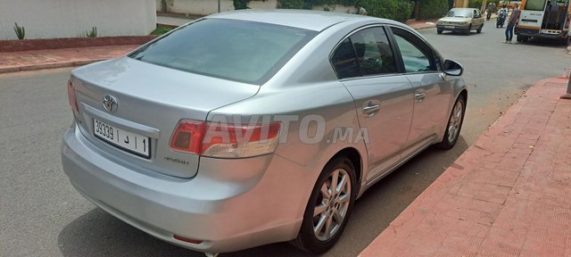 Toyota Avensis occasion Diesel Modèle 2011