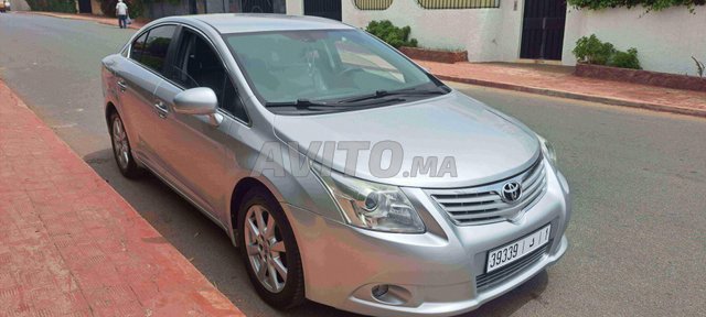 Toyota Avensis occasion Diesel Modèle 2011