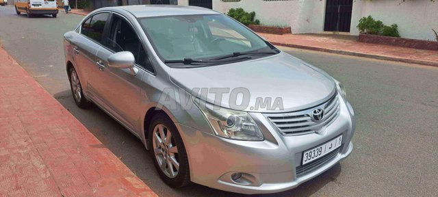 Toyota Avensis occasion Diesel Modèle 2011