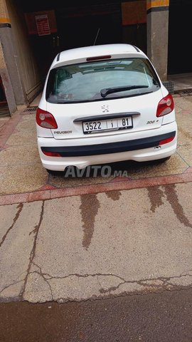 Peugeot 206 plus Essence Manuelle 2013 à Berrechid