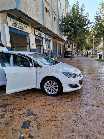 Opel Astra occasion Diesel Modèle 2014