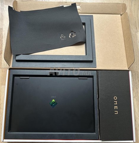 PC Portable Gaming HP Omen 17-ck2013nf RTX 4090