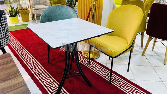 كرسي للمقهى