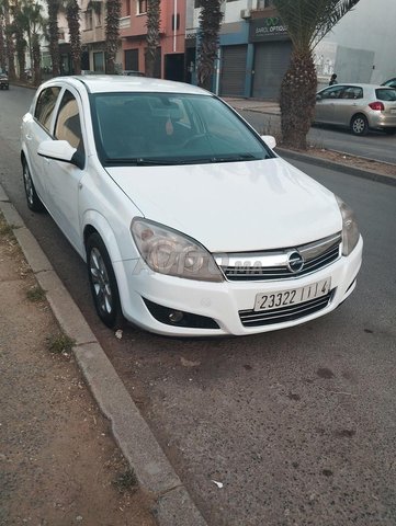 Opel Astra occasion Diesel Modèle 2010