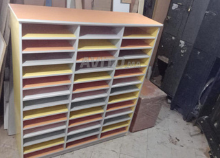 TRAVET DE RAYONNAGE SCOLAIRE