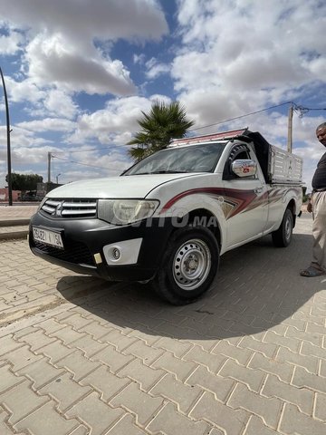 Mitsubishi L200 occasion Diesel Modèle 2013