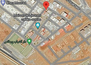 terrain 2 façades titré 