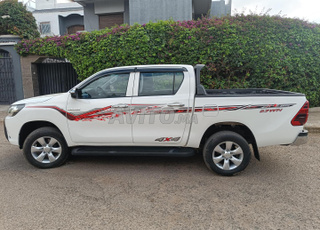 toyota hilux double cabine Model 05/2020