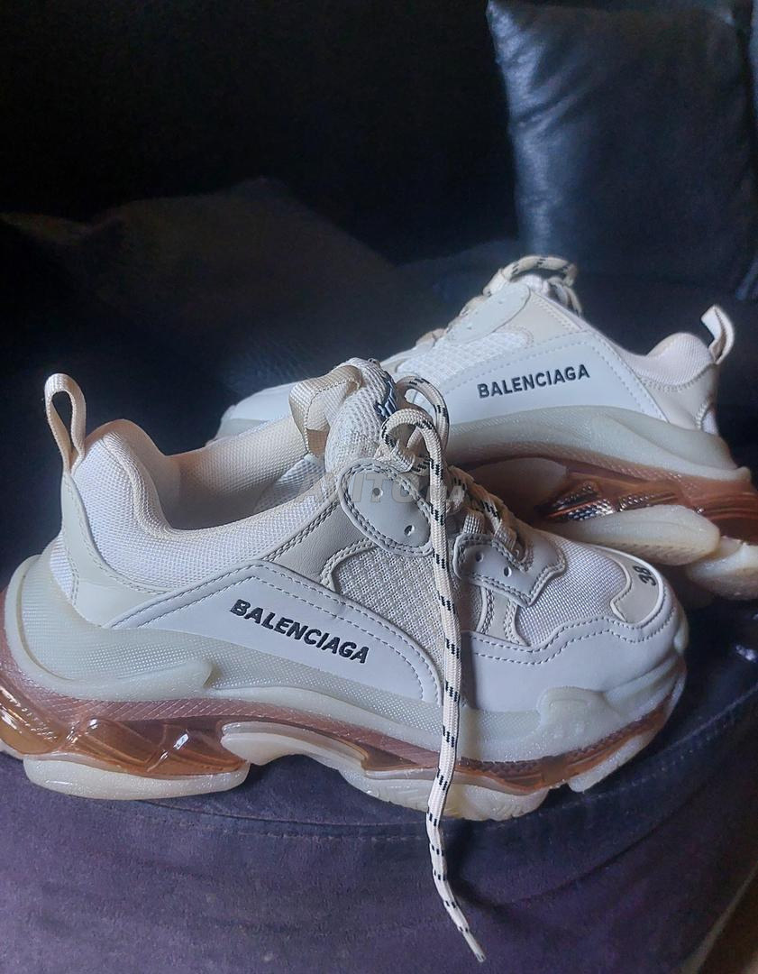 Balenciaga triple s prix maroc best sale