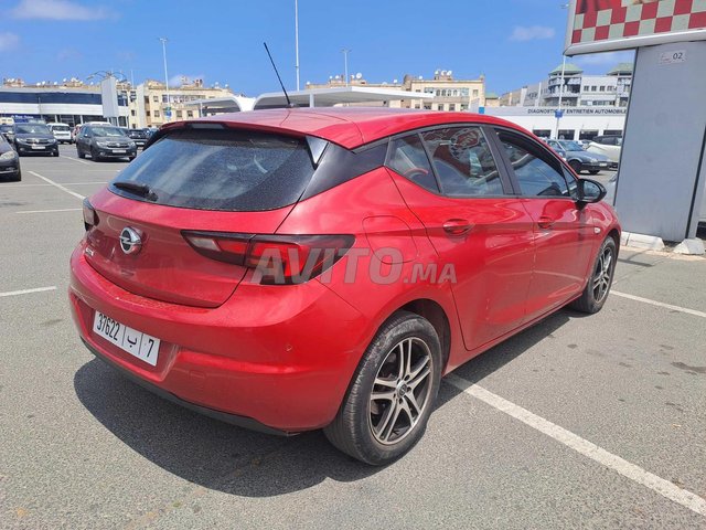 Opel Astra occasion Diesel Modèle 2021