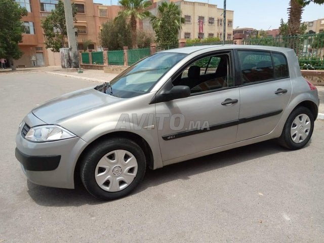 Renault Megane occasion Essence Modèle 2004