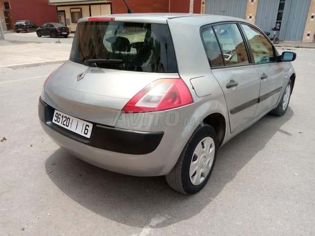 Renault Megane occasion Essence Modèle 2004