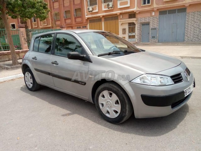 Renault Megane occasion Essence Modèle 2004