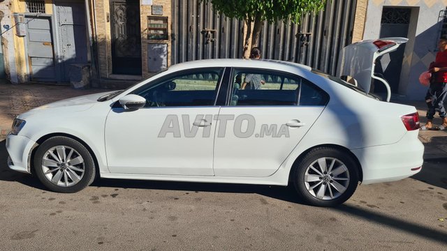 Volkswagen Jetta occasion Diesel Modèle 2016