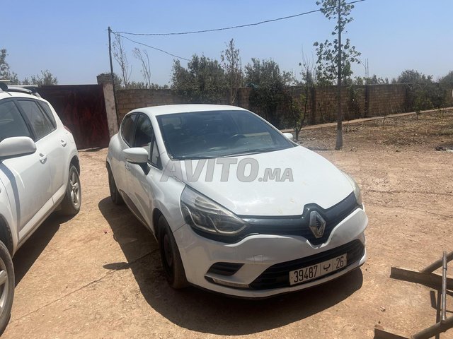 Renault Clio occasion Essence Modèle 2017