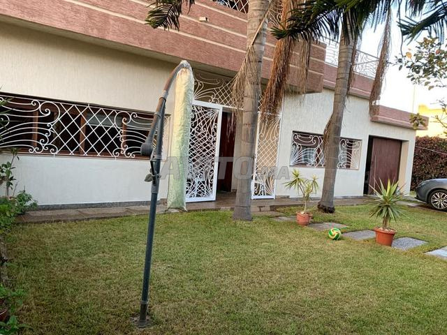 Villa trois façades à vendre  - 2