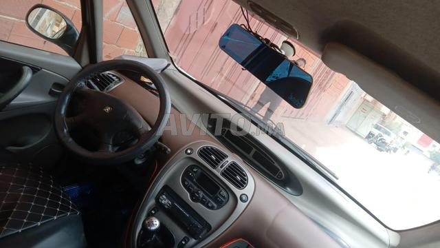 Citroen Xsara Picasso Diesel Manuelle 2003 à Oujda - 2