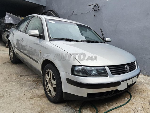 Volkswagen Passat occasion Diesel Modèle 2000