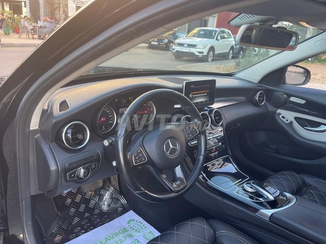 Mercedes-Benz 220 occasion Diesel Modèle 2015