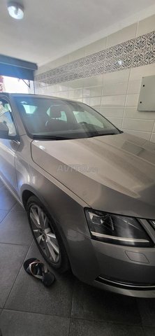 Skoda Octavia occasion Diesel Modèle 2017