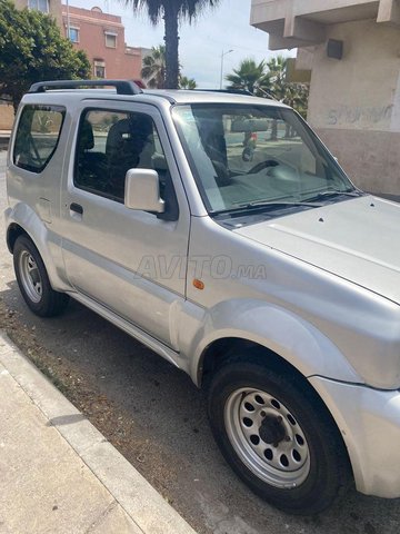 Suzuki JIMNY occasion Essence Modèle 2007