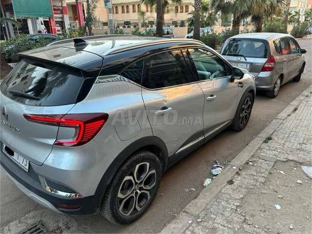 Renault Captur occasion Essence Modèle 2021