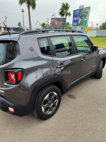 Jeep Renegade occasion Diesel Modèle 2017