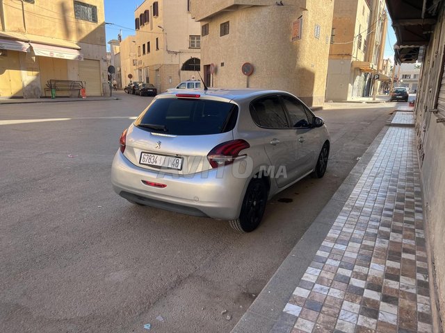 Peugeot 208 occasion Essence Modèle 2016