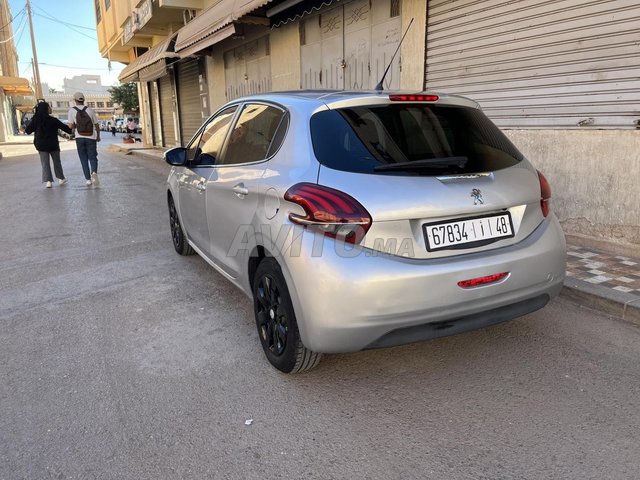 Peugeot 208 occasion Essence Modèle 2016