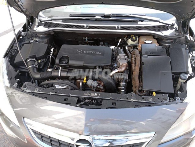 Opel Astra occasion Diesel Modèle 2010